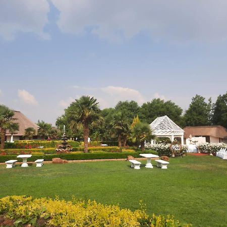 Bed and Breakfast Lyon Paradise Potchefstroom Exterior foto